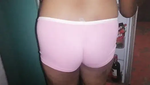 Kayınpederin devasa yarağı üvey kızı için sarinin altında takılıyor