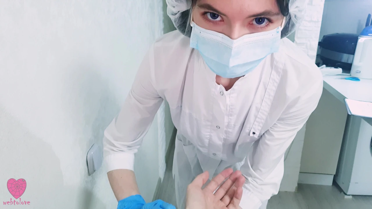 नर्स ने ली उसकी वर्जिनिटी