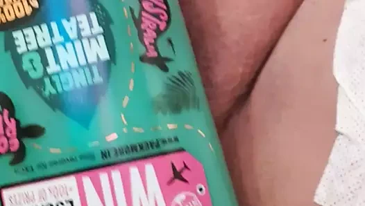 Benim çiş sürtük ... büyük şişe oyun 1