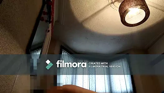 Küçük bir sürtüğü sikiyor