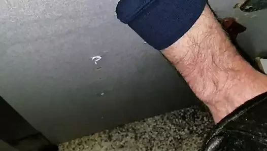 Duvar deliği sürtük 4