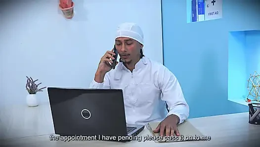 Latin üvey anne ofisinde ilk kez büyük zenci yarağı doktoruna sıkı götünü veriyor