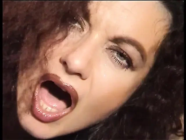 Doyumsuz bir göt için inanılmaz yarak - tam film