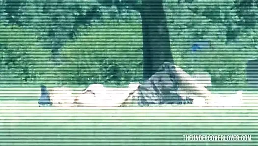 Bir bbc ile ona bf aldatıyor