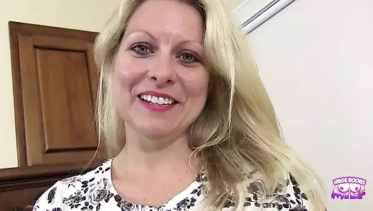 Orta yaşlı seksi kadın zoey tyler ağzını dölle doldurmayı seven klas bir yarak emici