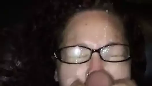 Cum fahişe horoz kanepede büyük dağınık yüz ile tokatladı - 3