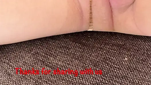 Миссис зрелые ступни в коричневых колготках играют соло 414