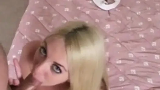 Sarışın güzelin oral takıntısı