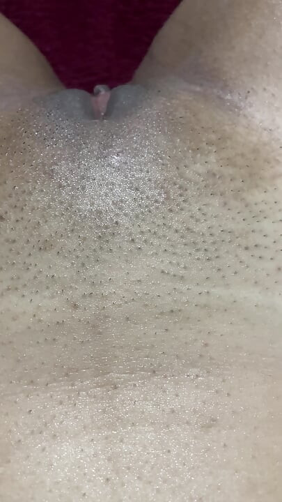 Ateşli seksi pembe amcığımı azdırıyor ve amcığımı döllüyor