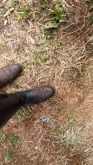 Siyah binicilik botları