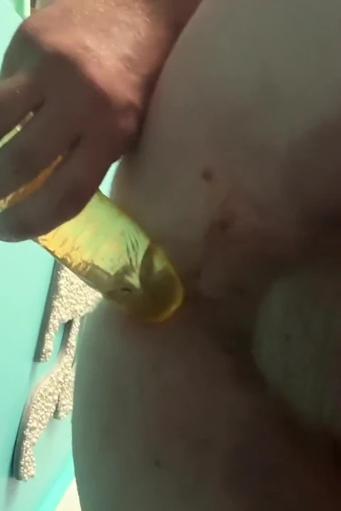 10 inçlik dildomu götüme sokuyorum derin harika bir his
