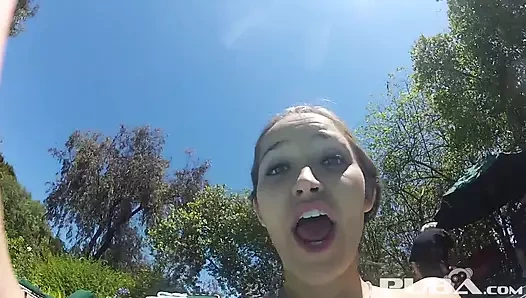 Dani Daniels kamera arkası