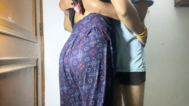 Kıllı ve bronz amcıklı inn sikişiyor