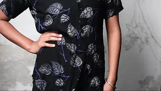 Hintli üniversiteli kız seks yapıyor