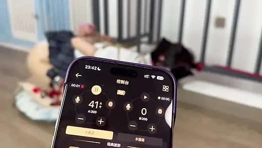 Yumeng cezası diz çökerken + elektrik şoku + orgazm