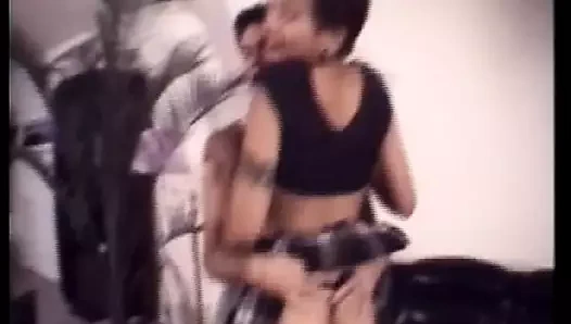 Stefan fickt das Au Pair wenn die Frau arbeiten ist