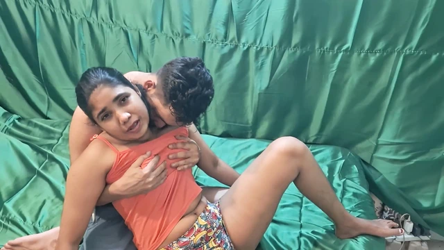 Bengalli güzel erkek arkadaşı tarafından sert sikiliyor - ateşli Hintli kız arkadaş xxx eylemi