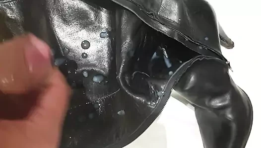 Sağ çizmesinin kızlığını bozma