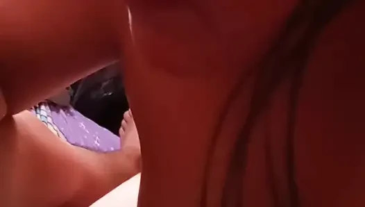 Eva yarak emiyor ve sikişiyor