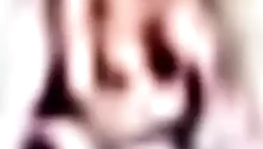 Büyük sarkık memeler üstsüz milf masaj plaj erkek arkadaş