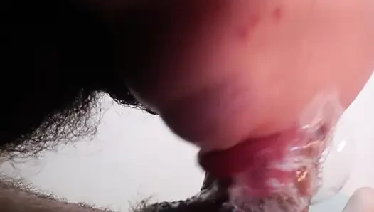 EXTREME POV OF THIS LITTLE MOUTH GOING DEEP INTO THE STALK OF THE CUCKOLD'S EXICTADO COCK