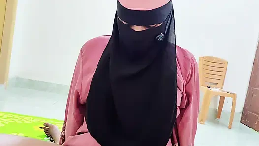 Hijabi stepmom want stepson big dick in her hairy pussy Desi hot xxx