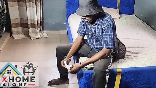 Dreams en iyi arkadaşı ateşli karısını sikmek için kara büyü tozunu (juju) kullanıyor