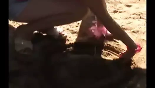 Anne kıyafetleri giymek beni çok seksi hissettiriyor