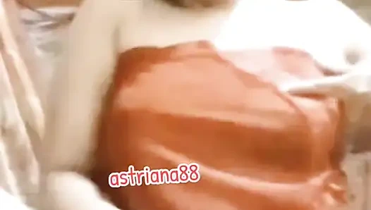 Kardeşinin kutsaması henüz gelmedi.