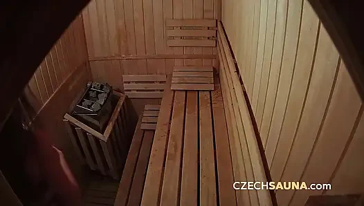 Çek saunasında ateşli amcıklar derlemesi