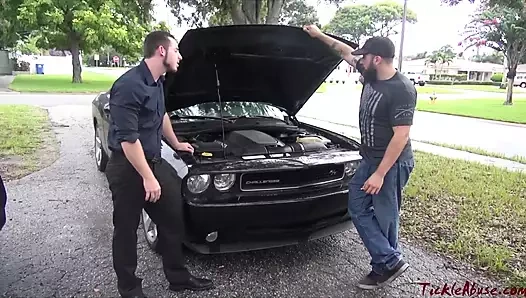 Ateşli Amerikalı adam cennete gıdıklanıyor - saf eşcinsel gıdıklama hakimiyeti! - Dd_697