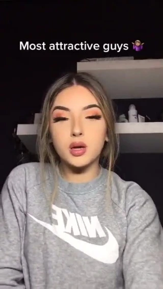 Siyah erkekleri seviyorum