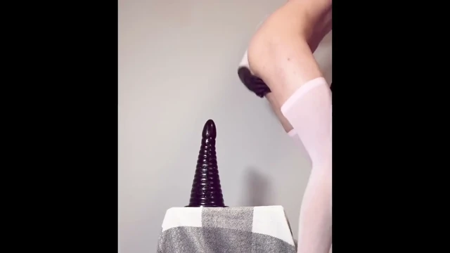 Aşırı koni dildo anal derlemesi - zıplayan ağzı açık boşalma