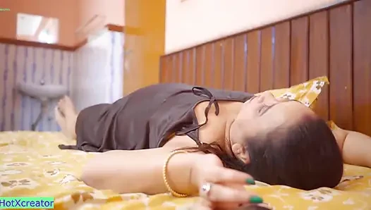 Seksi evli kadın fakir elektriksel mecanique ile sikişiyor! Kocası bilmiyor!