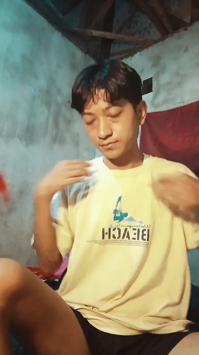 Gece parmak egzersizleri yapıyorum