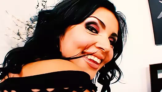 Anell'in çok büyük bir götü var