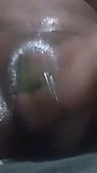 "Böylece amcığıma salatalık sokuyorum, amcığıma toprak koyuyorum ve onu her gece yalnız bıraktım" den unutulmaz bir an