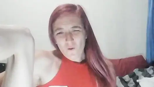 Azgın sürtük Ami gece geç saatlerde amını sikiyor