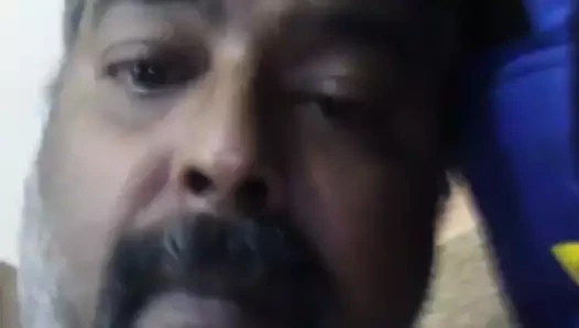 çirkin yaşlı adam