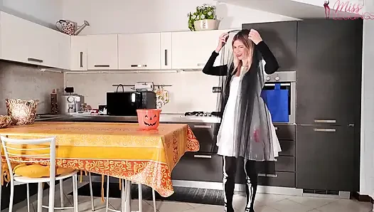 Cadılar bayramı numarası mı splash mı?