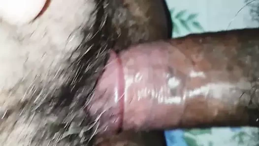 Me lo abre todo con sus manos