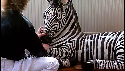 Reife Blondine beim Casting