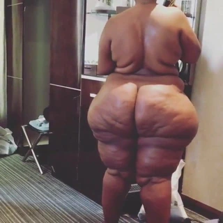 Şişman götlü armut şeklinde