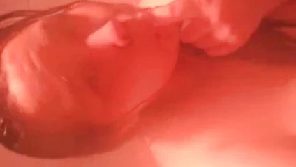 Low res erika showers gösterileri ona büyük göğüsler