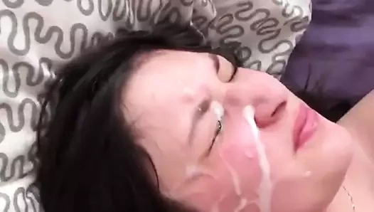 Güzel esmer yüz cumblast için bekliyor