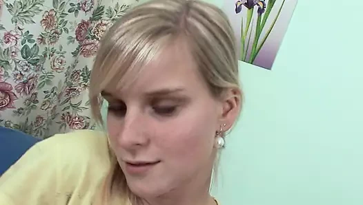 Çarpıcı sarışın kız ile inanılmaz göğüsler kahrolası sert