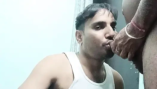 Hintli desi polis memuru adam seks yapıyor -ii