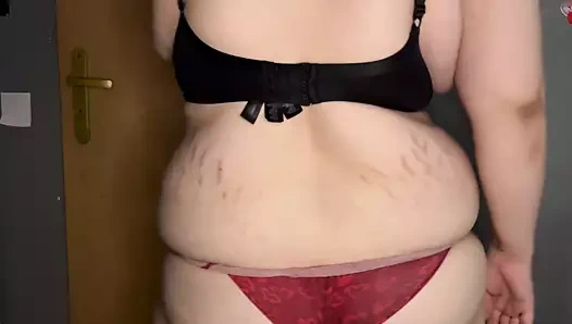 Seksi anne dans ediyor