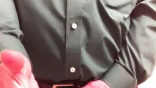 Mastürbasyon yapıyor ve dölüme püskürtüyorum