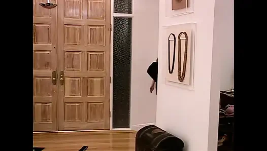 Orgazm arayan azgın sarışın için ani bir seks